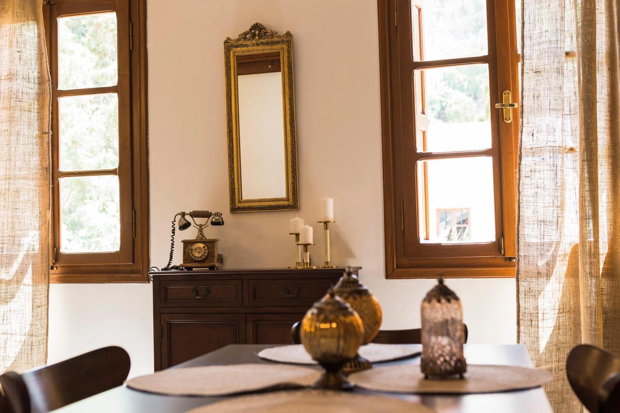 The Old Symi Apartment Bagian luar foto
