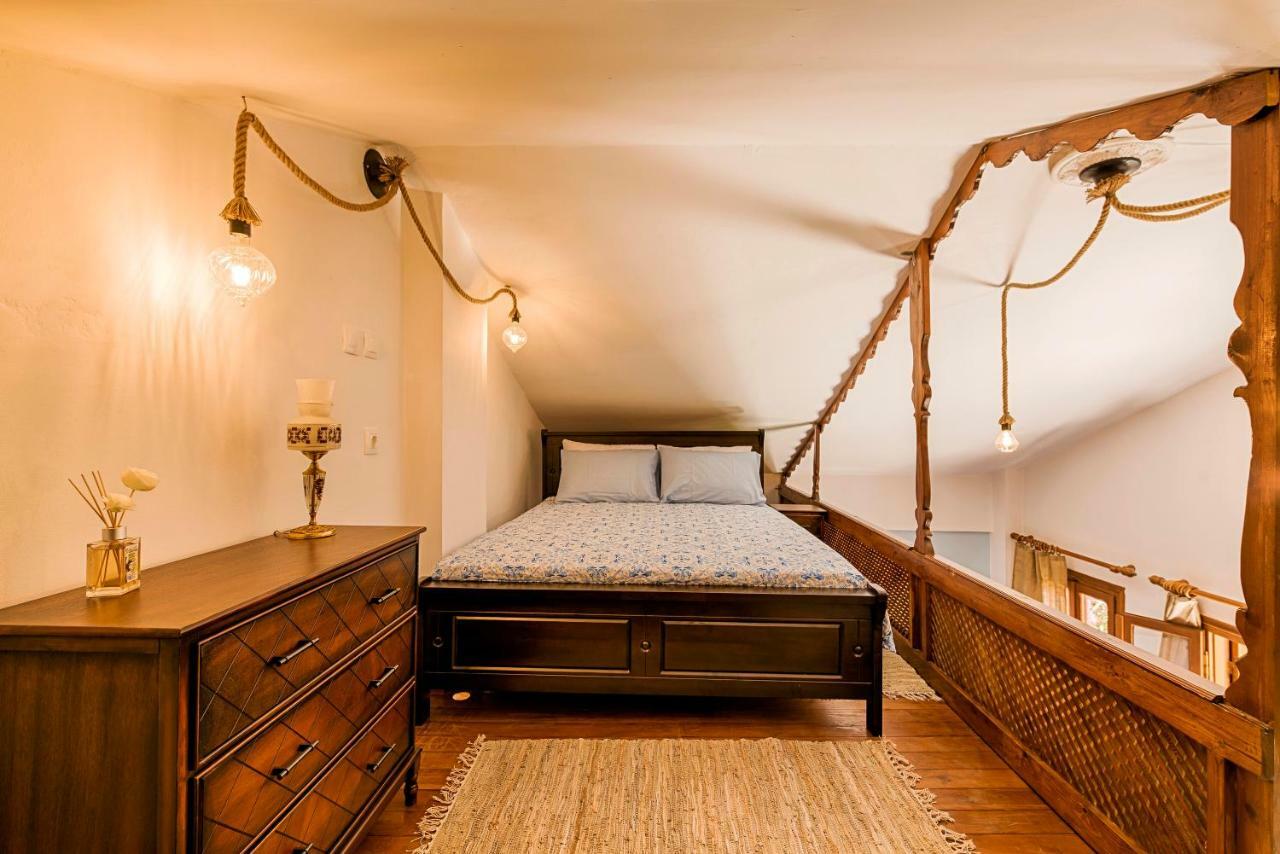 The Old Symi Apartment Bagian luar foto