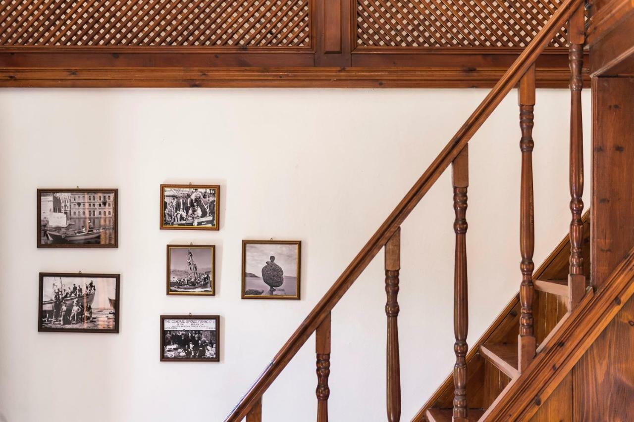 The Old Symi Apartment Bagian luar foto