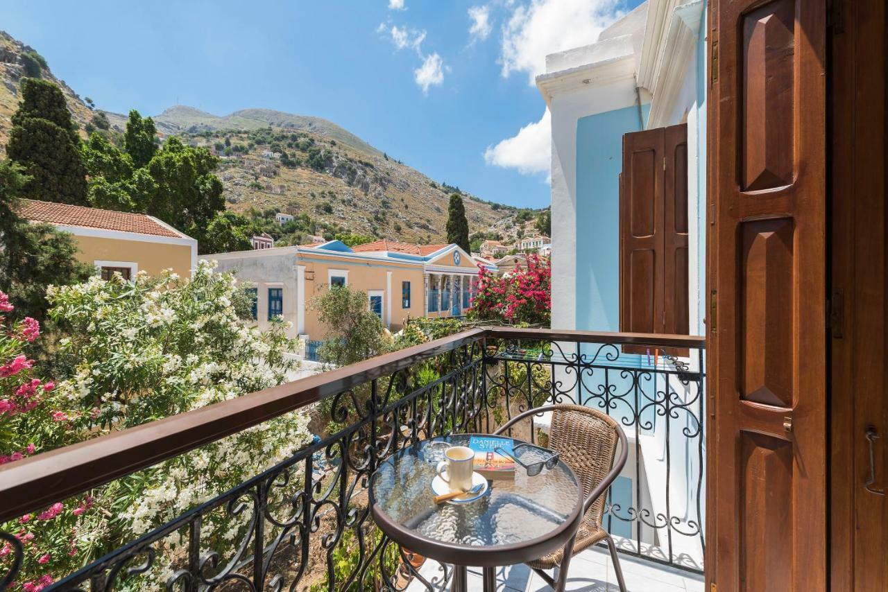 The Old Symi Apartment Bagian luar foto